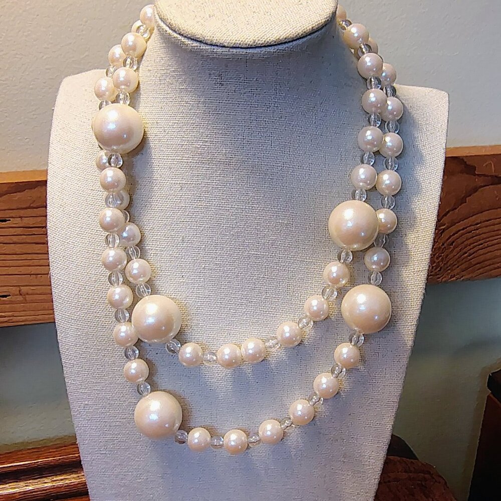 Vintage 80s Trifari Necklace Faux Pearls Gold Tone Cone and Clear Bead Spacers